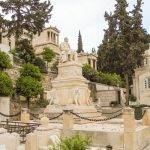 Первое афинское кладбище